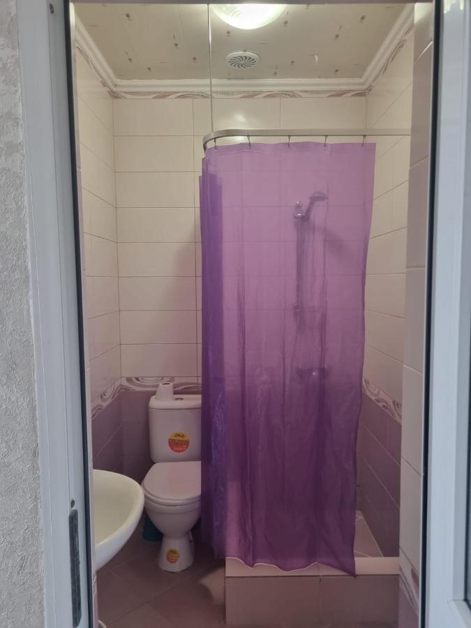מלון גגרה Ахра מראה חיצוני תמונה